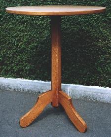 Table d'appoint D.75